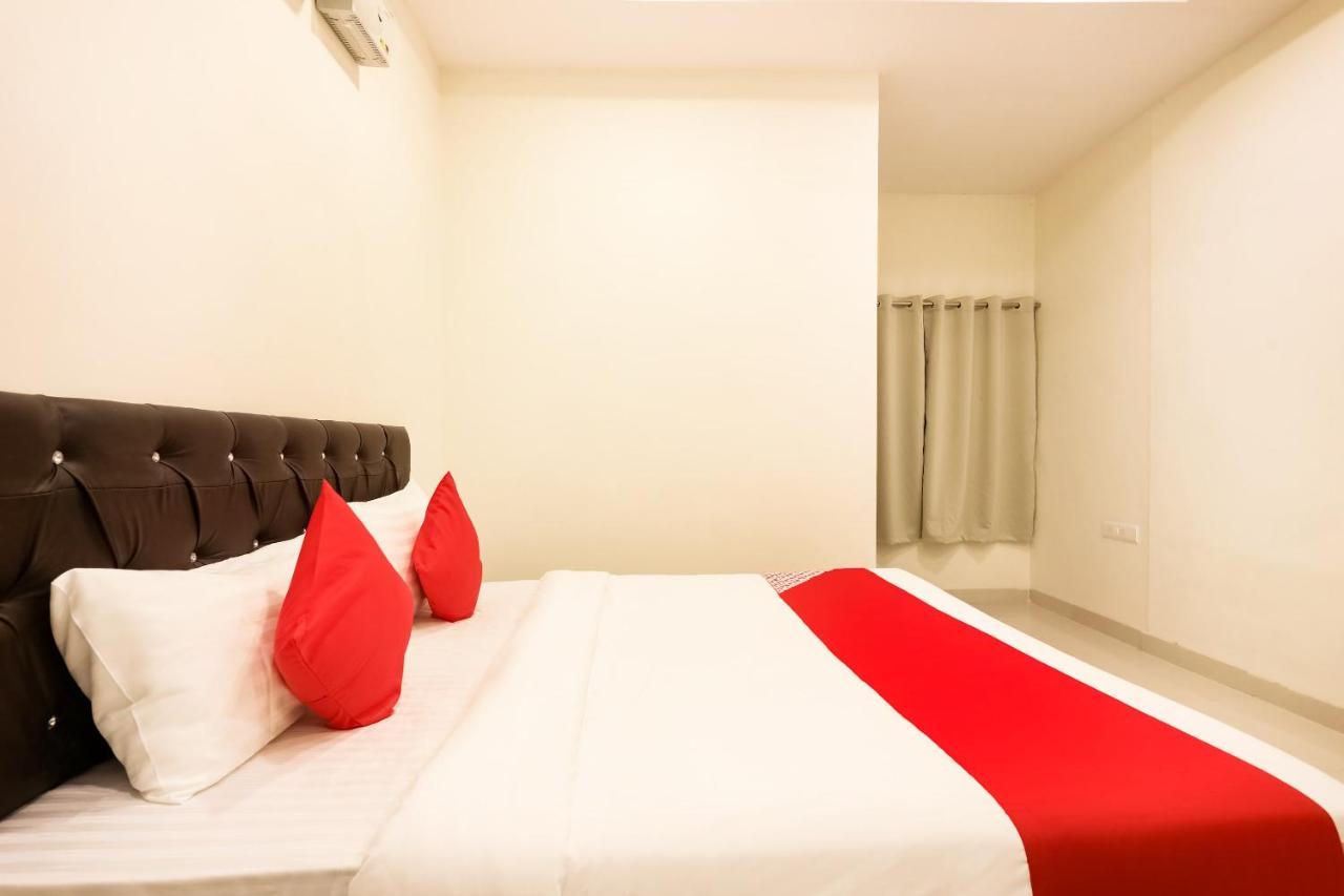 Oyo Flagship 30861 Hotel Velocity Vijay Nagar Indore Esterno foto