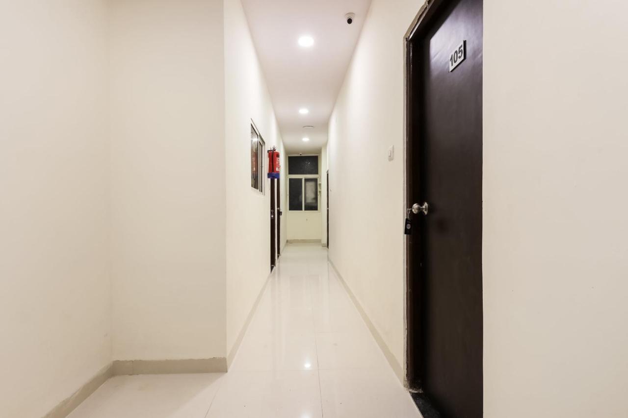 Oyo Flagship 30861 Hotel Velocity Vijay Nagar Indore Esterno foto